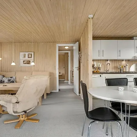 Beautiful In Juelsminde With 3 Bedrooms And Wifi Дом отдыха Sonderby (Midtjylland)