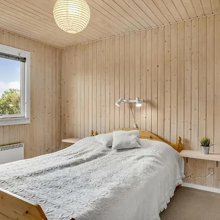 Дом отдыха Beautiful In Juelsminde With 3 Bedrooms And Wifi *